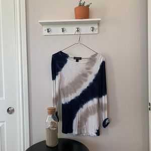 Long sleeve top